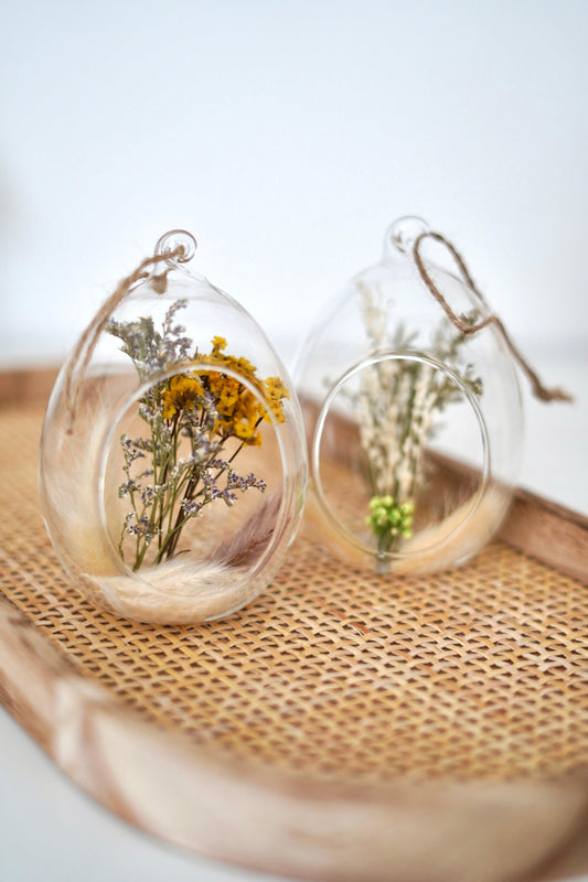 Deko-Anhänger Osterei mit Trockenblumen - Tanafleur