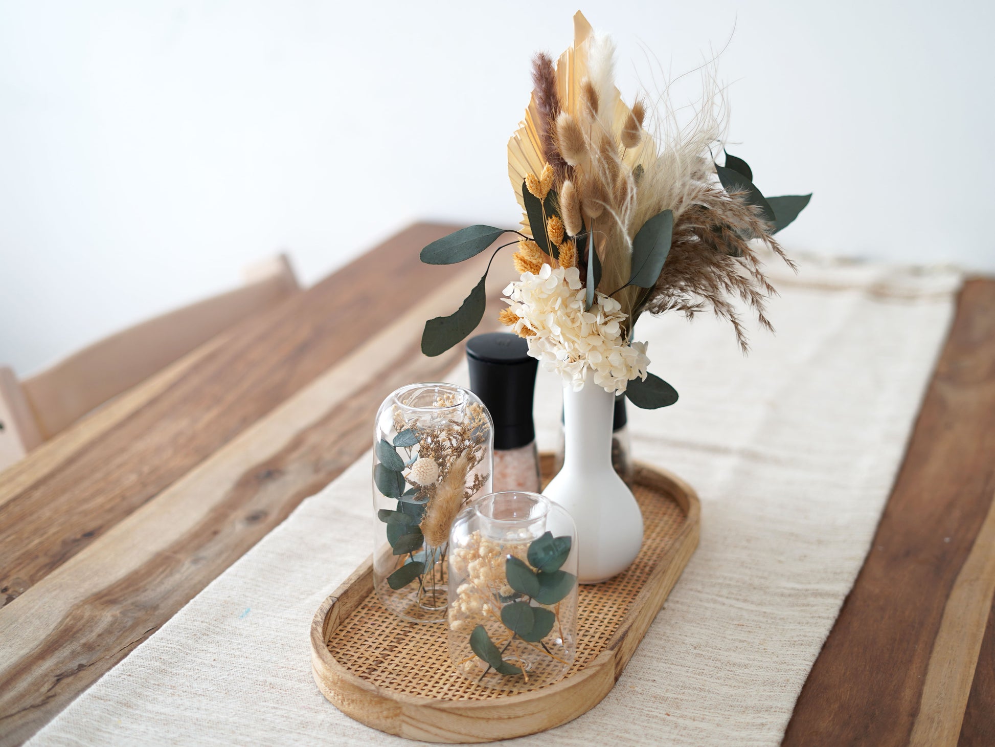 Tischdeko: Teelichthalter mit Trockenblumen – stimmungsvolle