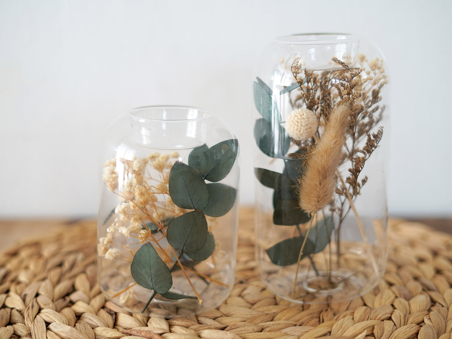 Tischdeko: Teelichthalter mit Trockenblumen – stimmungsvolle